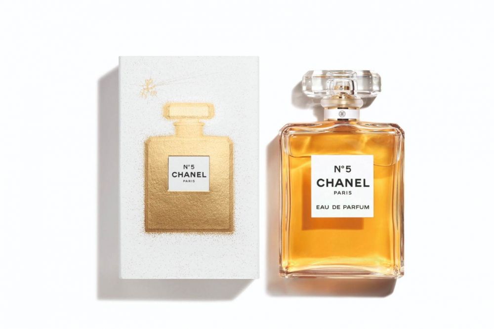 CHANEL N°5香 Eau de Parfum聖誕限定版 17,000日元（未連稅） | 100ML