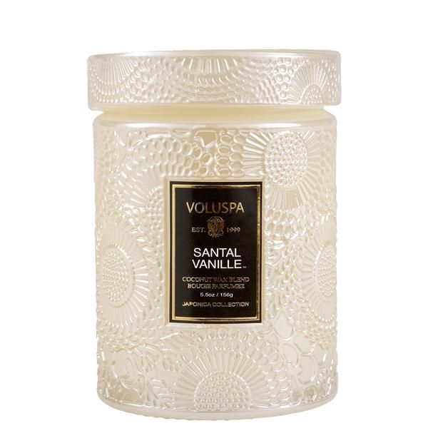 Voluspa SMALL JAR CANDLE SANTAL VANILLE (US$18 / 5.5 oz) : 雲尼拿及檀香再配上木質香調，令香氣柔和，如果你是雲尼拿愛好者，就不能錯過！