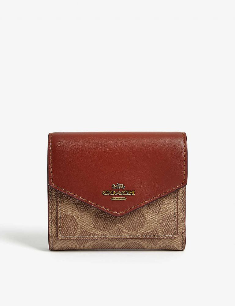 14 Leather wallet 網購價：HK$650 | 香港官網售價：HK$1250