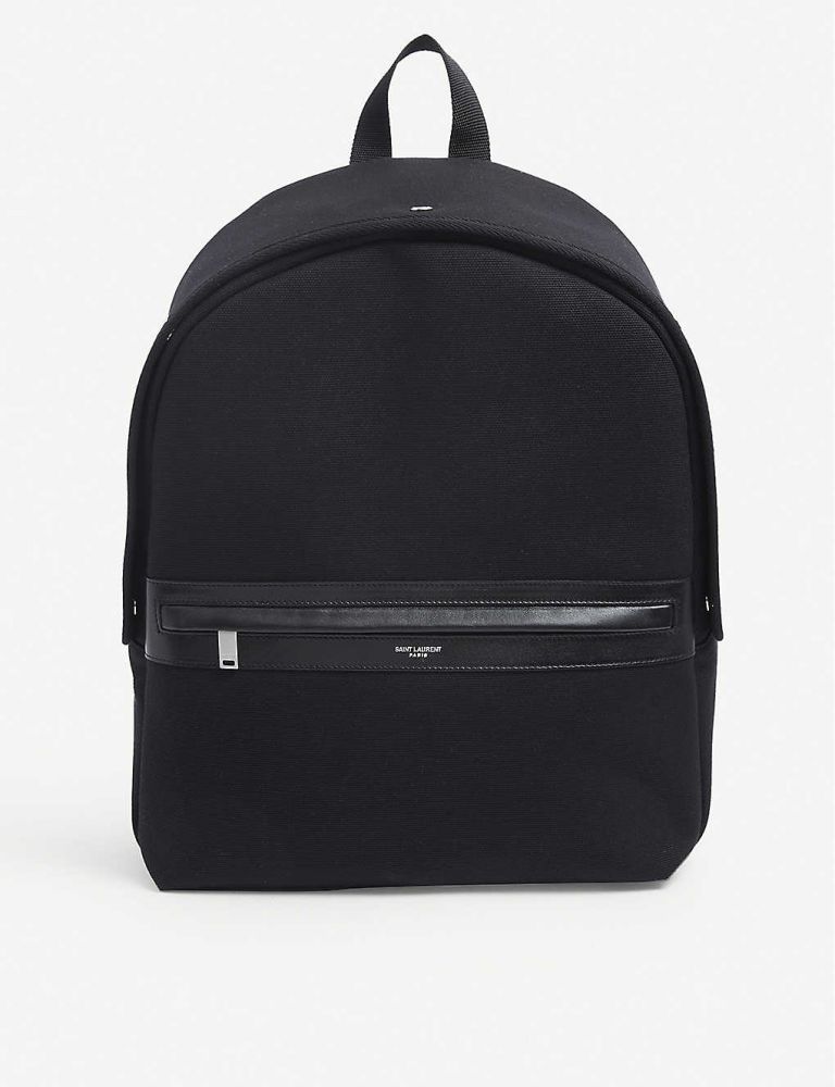 15.Camp cotton backpack 網購價：$6450  | 香港售價：$8900