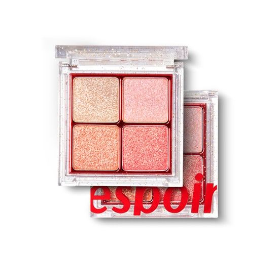 REAL QUAD PALETTE PINK FRIDAY (₩24,000)：這款眼影盤混合了四種不同的閃亮眼影而成，使用後能令眼睛更閃亮