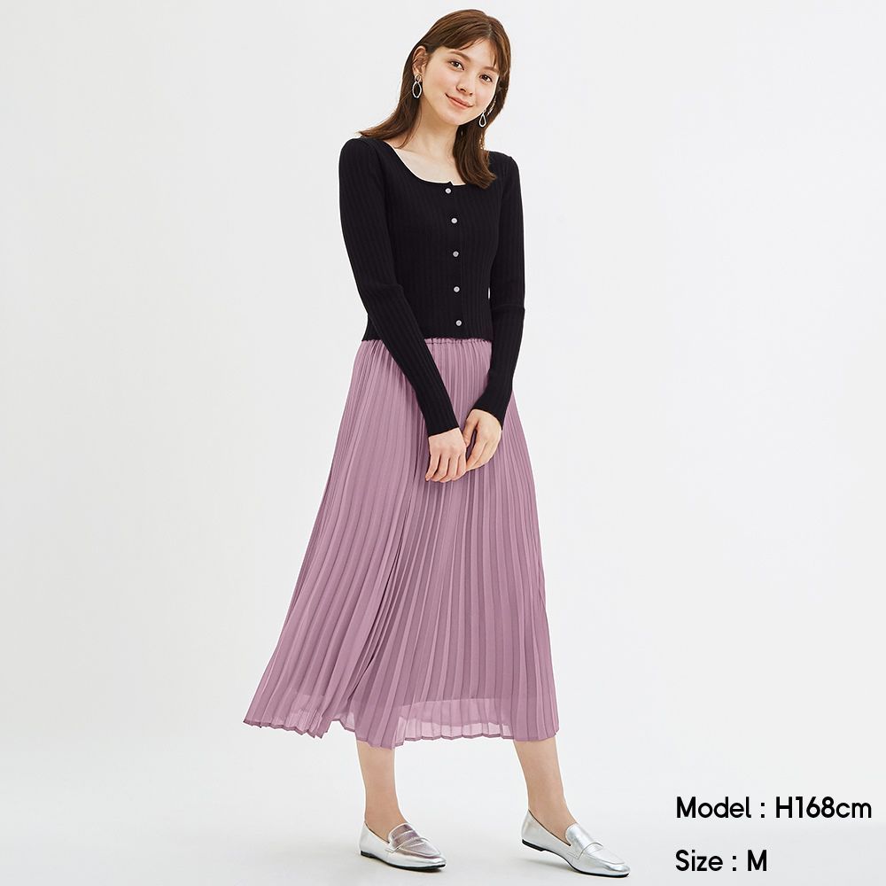 Pleated long skirt (HK$179)