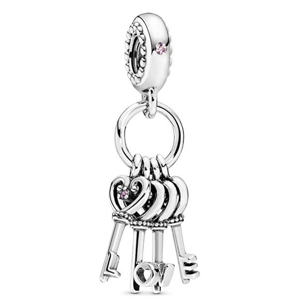 18. Keys of Love Dangle Crystal and Cubic Zirconia Charm in Sterling Silver 原價HKD 434.7 | 特價 HKD 339.78（香港售價 HKD 499）