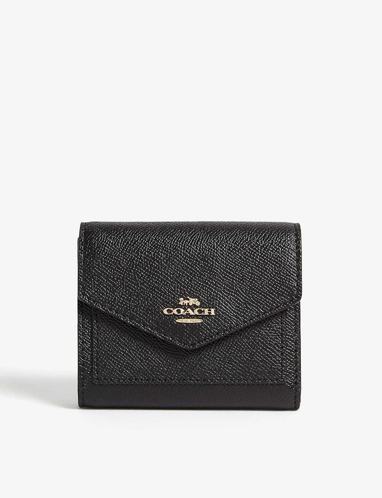 8. COACH Textured leather wallet 售價 $650 | 輸入8折優惠碼後 $520