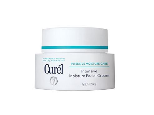 Top 3: Curél Intensive Moisture Facial Cream 這款是在日本當地十分受歡迎的品牌，對於敏感、乾燥肌膚人士也適合，能幫助鎖住肌膚水分，修復皮層和天然保護屏障。