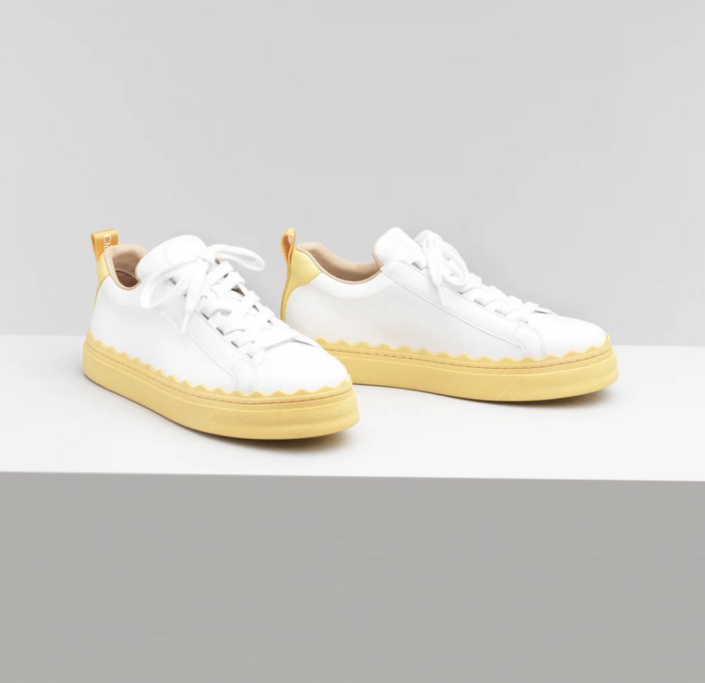 Lauren sneaker in smooth calfskin with a colored sole 原價HK$ 3,900 | 特價 HK$ 2,340