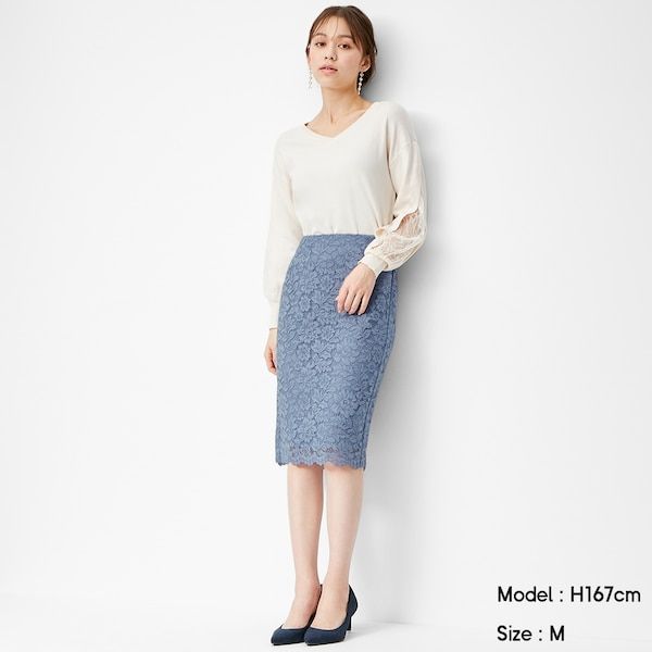 Lace tight skirt (¥1,990+稅)