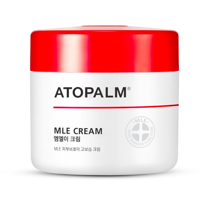 [第1名] ATOPALM MLE Cream (₩24,000/160ml)：第1名是ATOPALM的MLE面霜，质地顺滑而不油腻，而且专利MLE皮肤屏障保护剂，有助镇静肌肤，令肌肤免受环境压力影响，而产品亦通过皮肤医生测试。