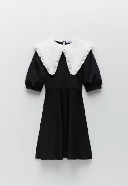 拼接衣領針織連身裙 原價 HKD 499.00 ｜55折 HKD 259.00