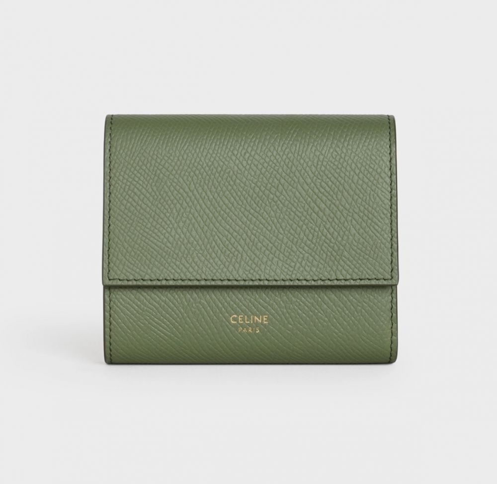 SMALL TRIFOLD WALLET IN GRAINED CALFSKIN售價HK$ 4,600