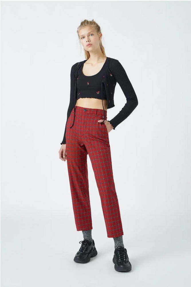Red check trousers紅色格紋長褲（原價：$229/現售：$99）