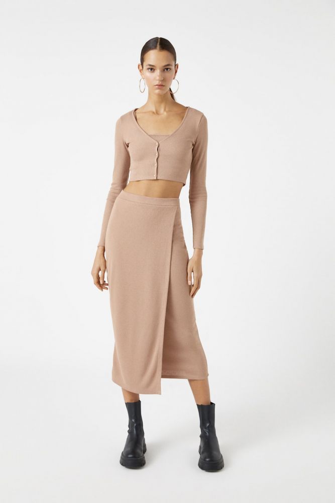 Pareo skirt with an elastic waistband針織披肩裙 （原價：$229/現售：$99）