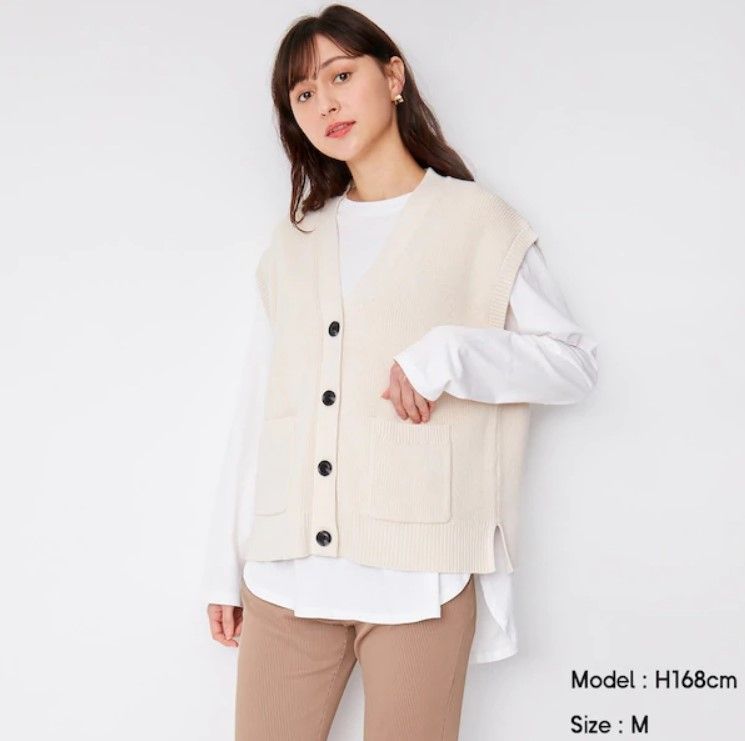  Front button knit vest (¥1,990+稅)