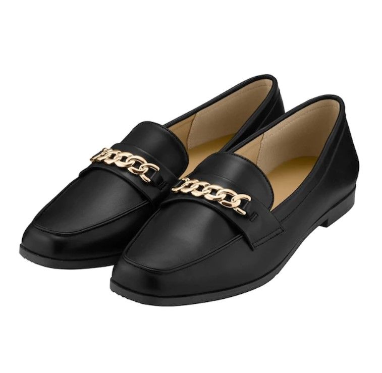 Chain loafers (¥2,490+稅)