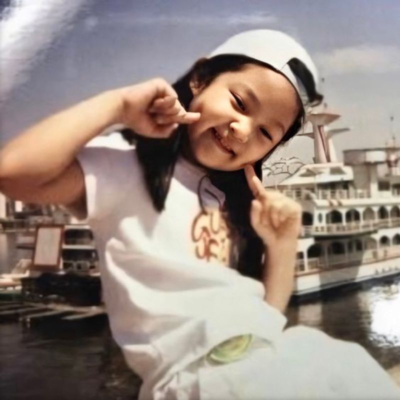 身為家中最受寵的獨生女，Jennie的確是名符其實的富三代。