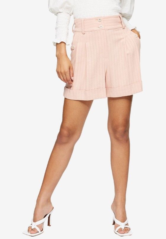 粉紅色亞麻短褲 (原價：HK$380/現售：HK$170.9)