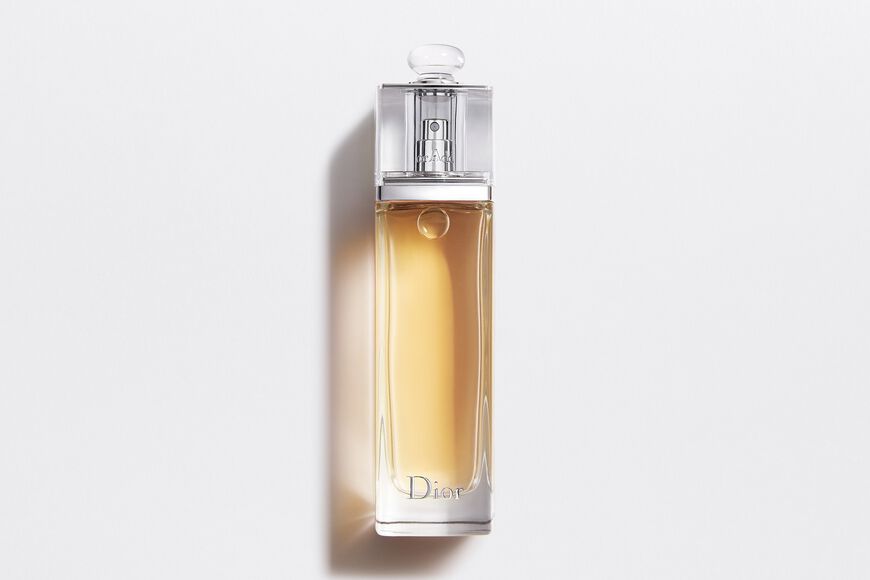 #5 DIOR ADDICT Eau de toilette 50mL (HKD$705) Dior Addict的淡香水除了散發著香草和檀香氣息外，更揉合著帶有清新感覺的柑橘、橙花、茉莉香氣，聞起來很舒服自然，是一款十分獨特又有成熟氣息的木質花香調。