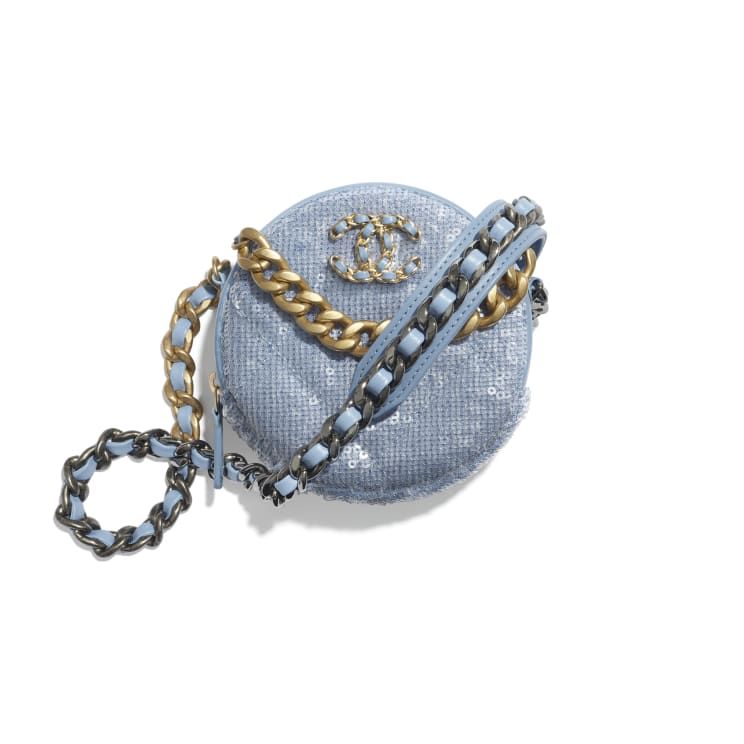  chanel 19 鏈條手提包 珠片、小牛皮、金色、銀色及鍍釕金屬 天藍色 HK$15,800