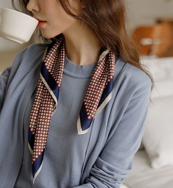 Dongdong Retro Patterns Silky Scarf (US$17.24)
