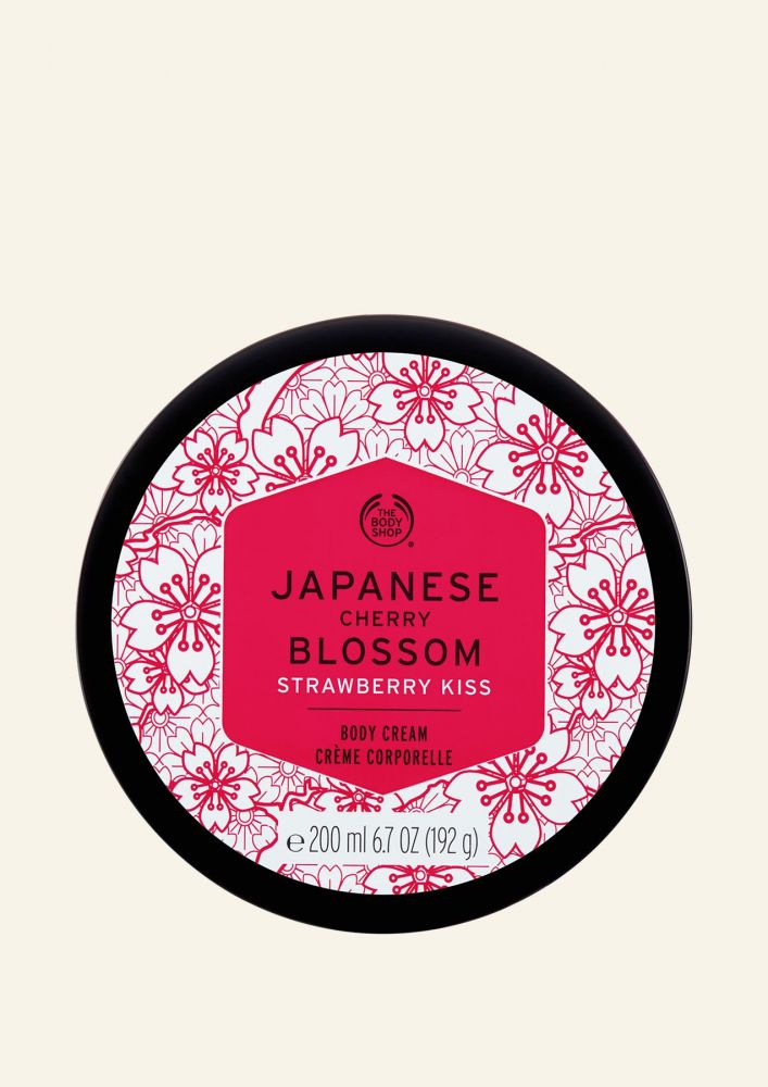 Japanese Cherry Blossom Strawberry Kiss Body Cream   原價 $209 | 特價 $125.4