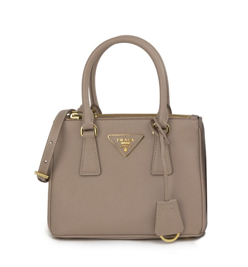 MICRO GALLERIA Saffiano Leather Crossbody Bag (原價：HK$15,900/特價：HK$10,335)