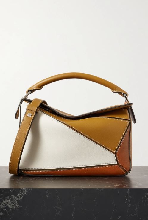 LOEWE Puzzle small color-block leather shoulder bag 網購價 £2,150 | 退稅後 £1,790 (折合港幣約$19,290) | 香港價HK$22,950