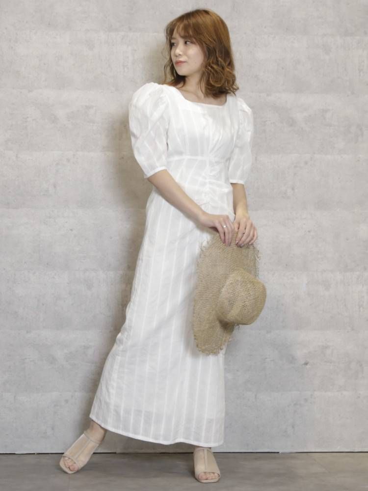 Cotton tuck volume shoulder dress｜8,910円