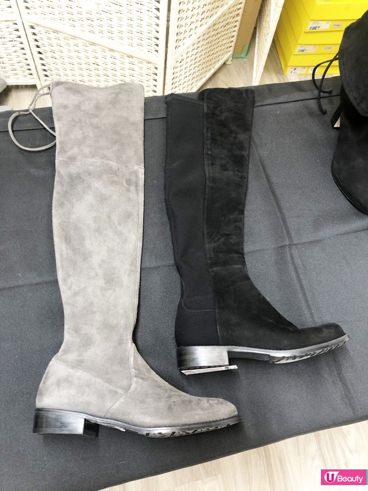 Stuart Weitzman長靴：（左）原價 HK$7500 | 特價 HK$1500；（右）原價 HK$5500 | 特價 HK$1100