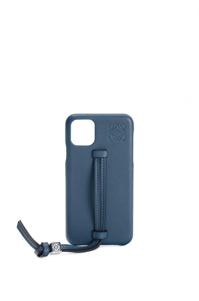經典小牛皮 iPhone 11 腕帶手機殼（靛藍色） 原價HK$ 3,150 | 特價HK$ 2,205