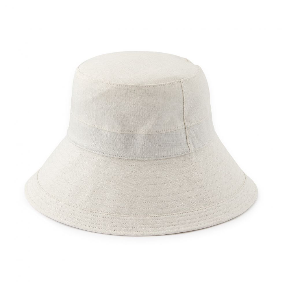 法國麻闊邊帽 ｜HK$280.00  防UV加工處理，親膚舒適的麻布質地，最適合戶外活動時使用。帽子可調整尺寸。