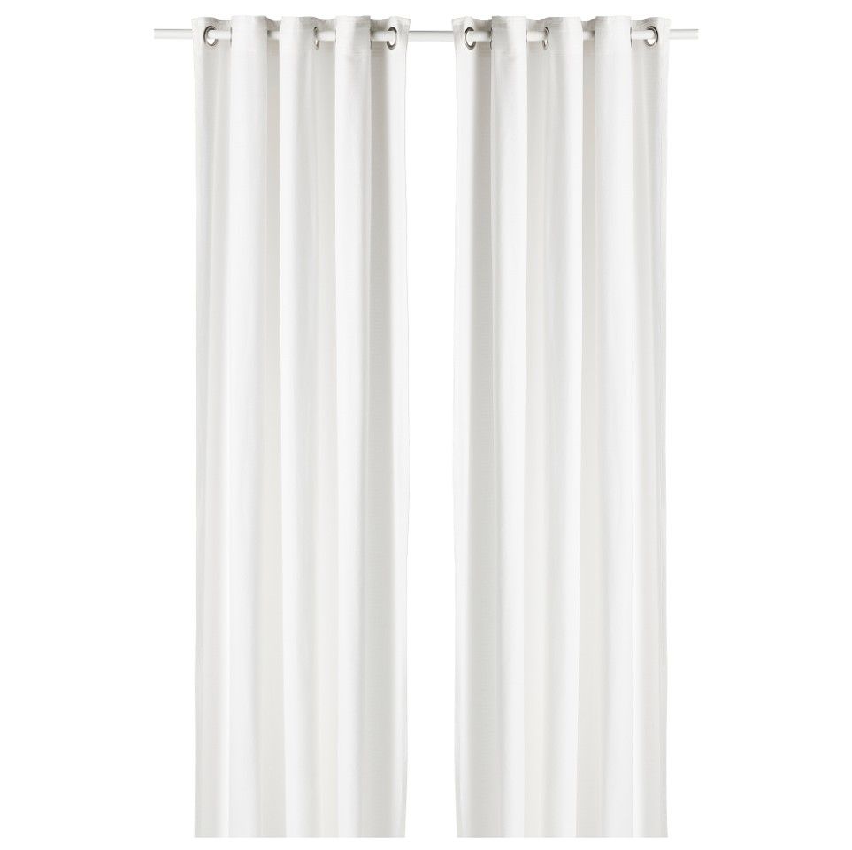 MOALINA 窗簾｜HK$349：窗簾採用了淺色用色，能遮擋熾熱的光線同時，亦能保持一定的透光度，有助緩減屋企的溫度提升。