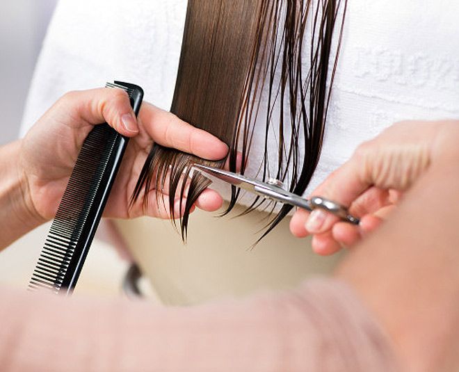 11. 沒有定期修剪頭髮  比較建議的方法是6-8禮拜修剪髮尾，這樣才能把壞死或分叉的部分剪走，這樣才能有助於頭髮健康的生長。