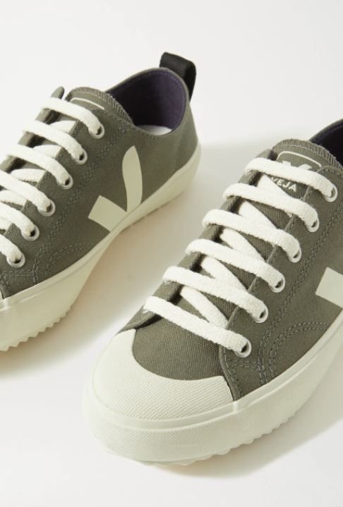 VEJA+ NET SUSTAIN Nova organic cotton-canvas sneakers 網購特價 £40 | 折合 港幣$ 434 | 香港售價 HK$870【49折】