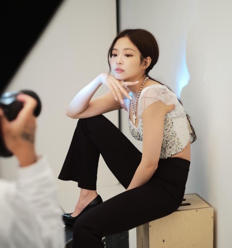 因為一個經常笑的女生很少會面無表情,所以一但看到與平日不同的反差, 因為一個經常笑的女生很少會面無表情,所以一但看到與平日不同的反差,