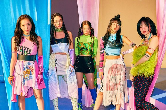 【5. Red Velvet】韓國女團Red Velvet的造型與風格不時都會為粉絲帶來驚喜，當中最令人印象深刻的一定是2019年推出的主打歌《Zimzalabim》。