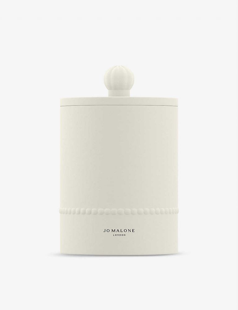 JO MALONE LONDON Lilac Lavender & Lovage scented candle 300g 網購價 HK$850 