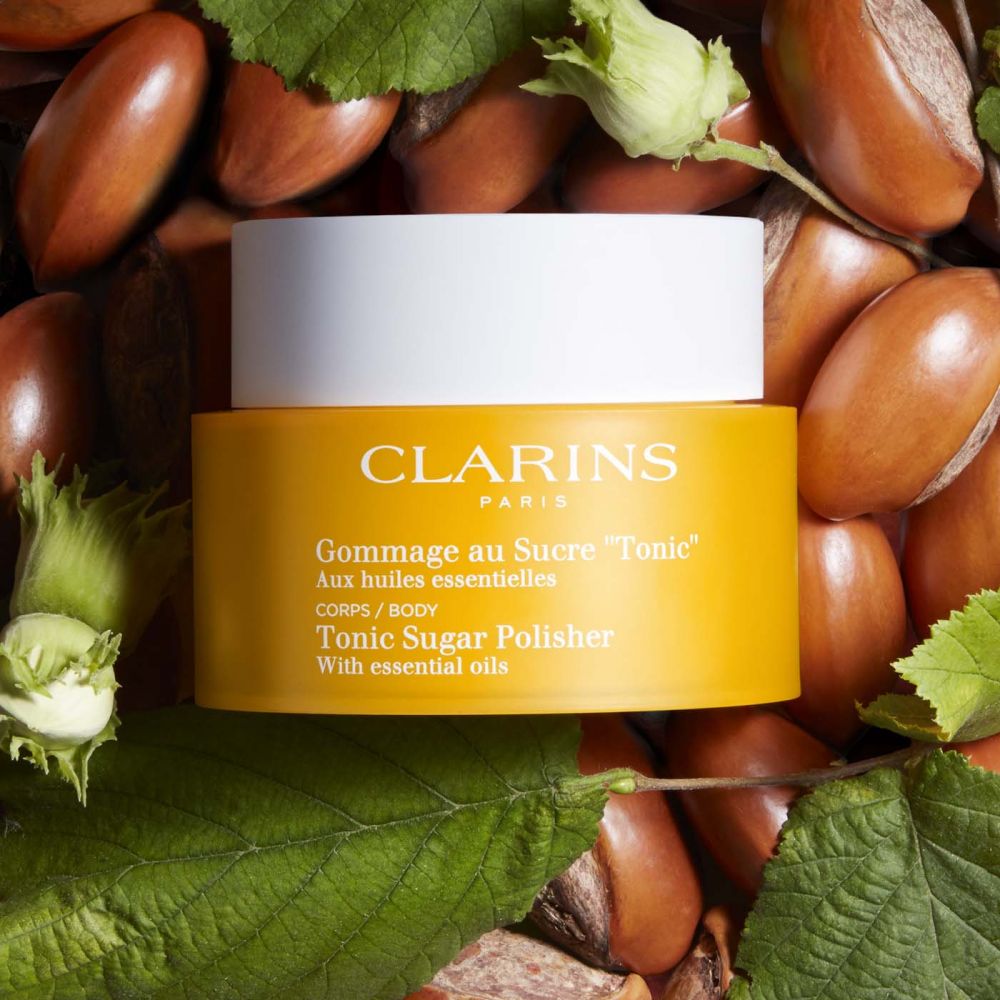 美白產品推介1：CLARINS 植物金萃香薰護理系列 調和身體磨砂霜 HK$430/ 250g
