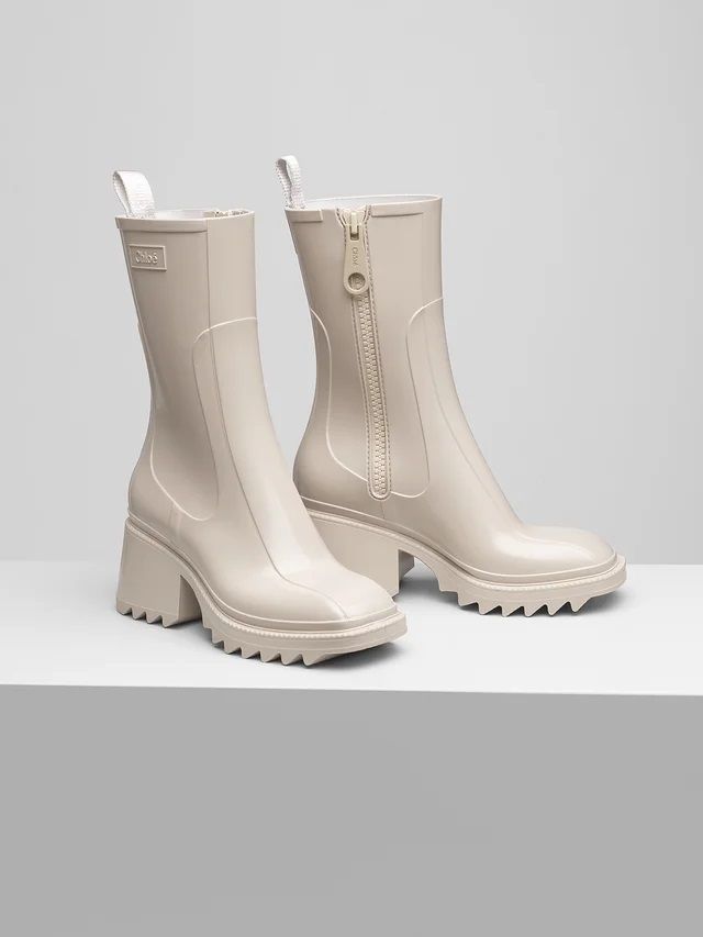   Chloé BETTY RAIN BOOT Betty rain boots in PVC  HK$ 4,000