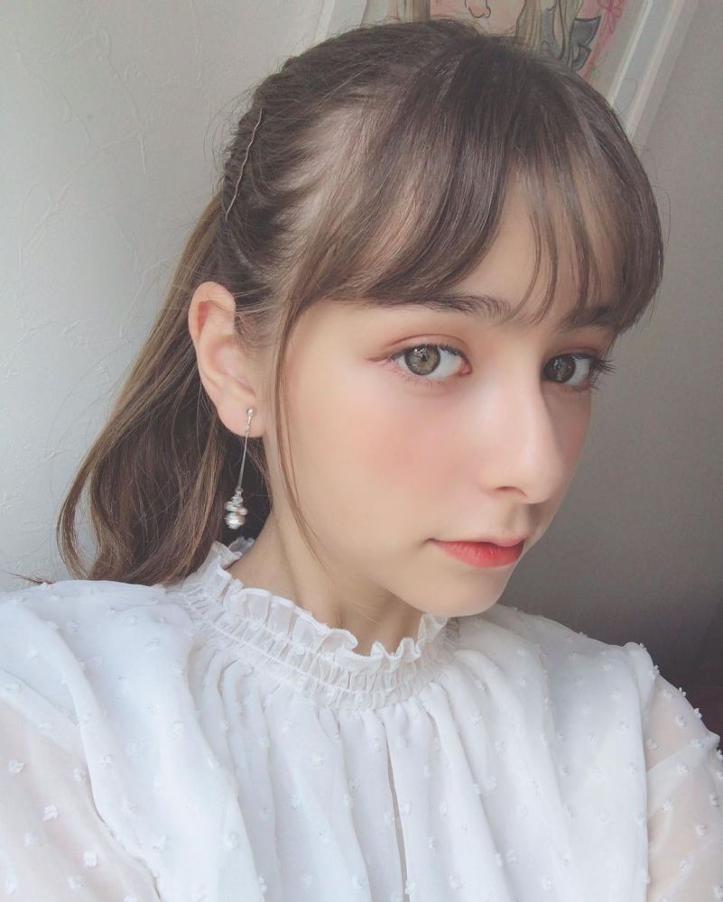 五國混血女孩轉眼19歲！獲封日本國寶級美貌！ 