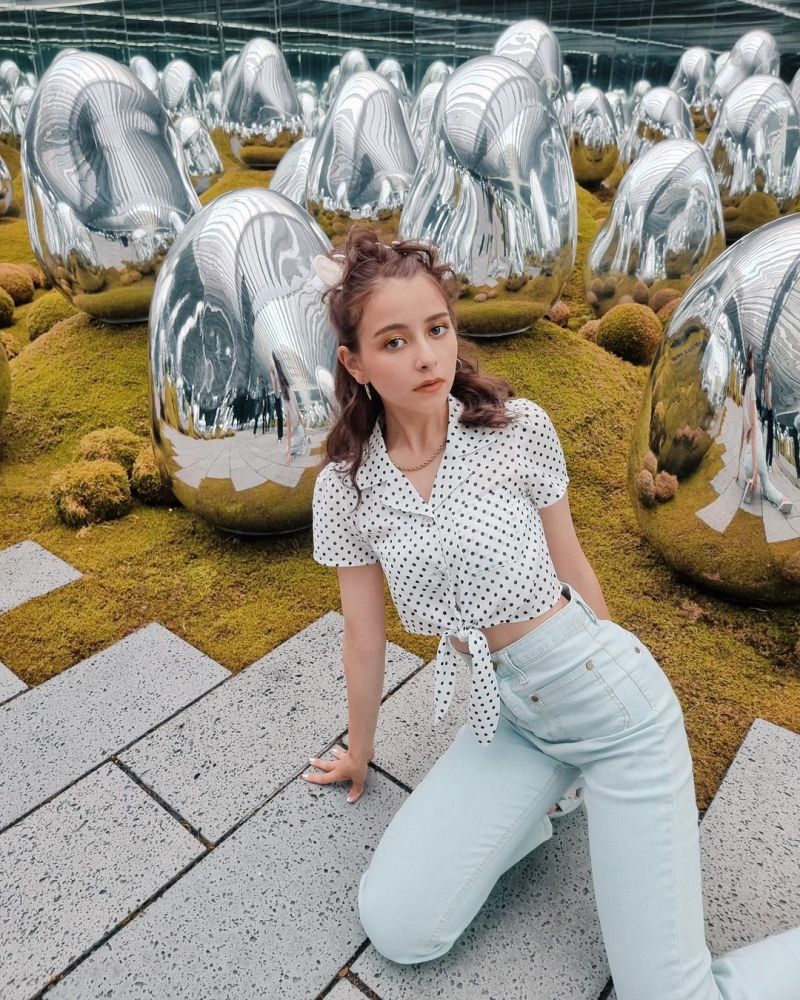 五國混血女孩轉眼19歲！獲封日本國寶級美貌！ 