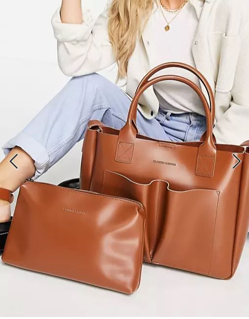 Claudia Canova double pocket tote bag in tan 原價 HKD$476.19  現價HKD$132.28 (-60%)