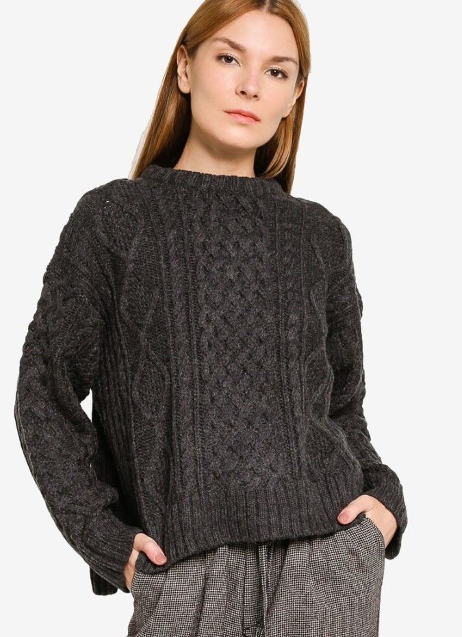 Textured Knit Sweater：原價：HK$599｜現售：HK$119.8