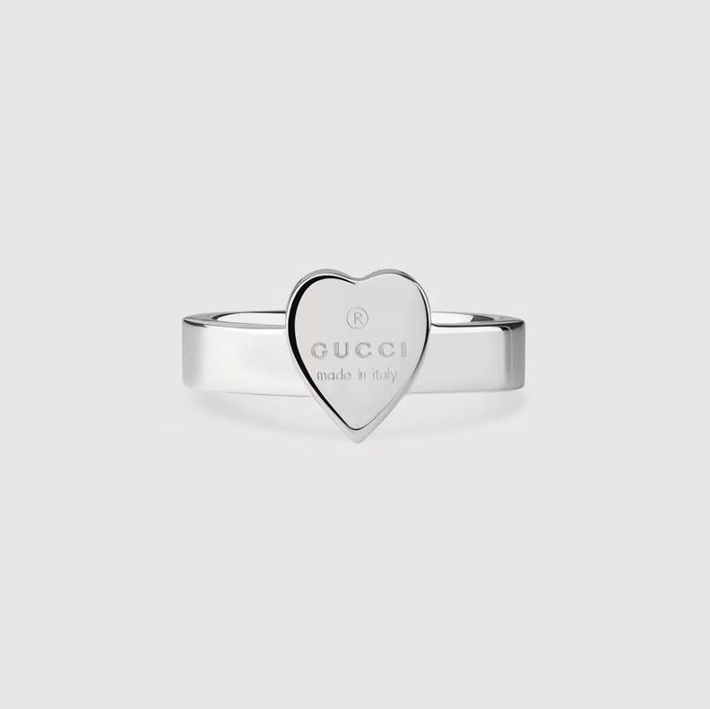 綴Gucci商標心形戒指｜HK$ 1,950
