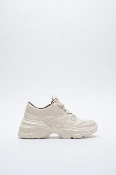 (Nike代替鞋款) ZARA - 橡膠厚底休閒鞋 |  售價：HK$ 499
