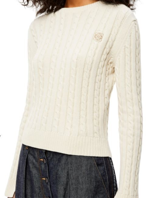 Cropped cable knit sweater in wool and cotton原價HK$ 5,950 | 特價 HK$ 2,975