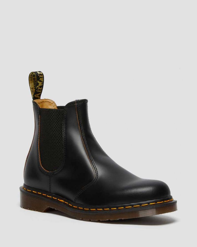 2976 VINTAGE MADE IN ENGLAND CHELSEA BOOTS US$230