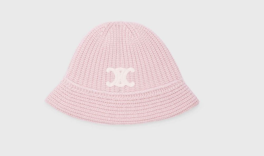 SEAMLESS CASHMERE BUCKET HAT ROSE PALE 590 USD