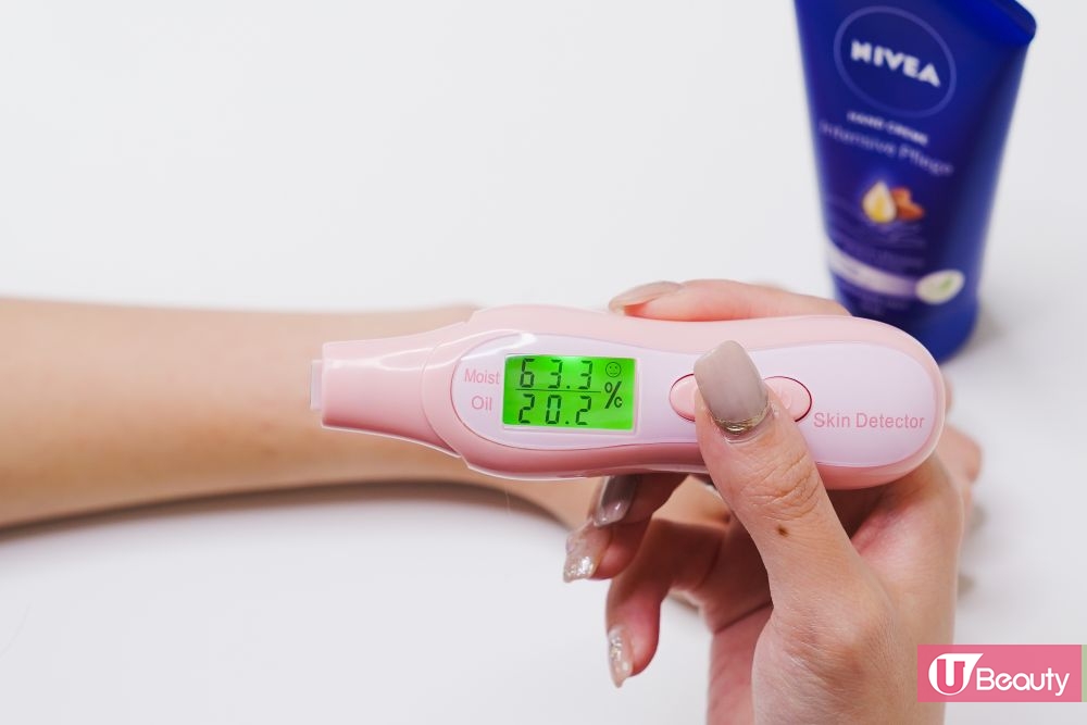 Nivea妮維雅深層潤手霜是該次實測中保濕力測試最高分的一款，性價比超高！