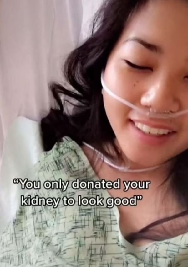 她影片中分享了她的心情，其中她聲稱她的前男友指責她，捐腎只是為了「裝好人」。