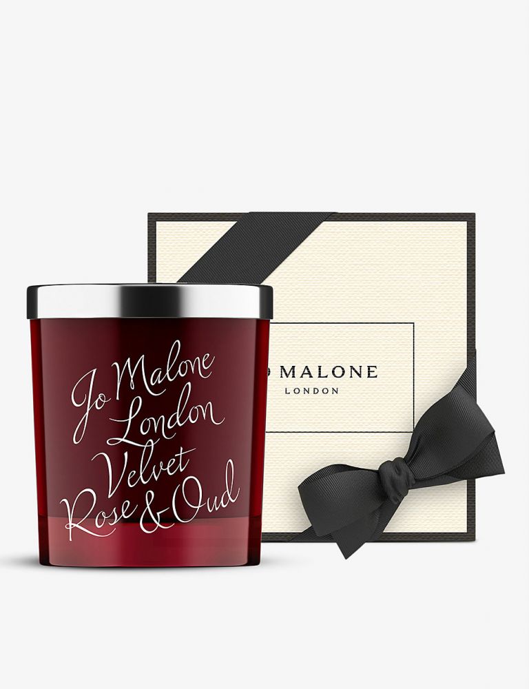 Jo Malone London Velvet Rose & Oud limited-edition scented candle 200g 香港門市價 HK$750 | 網購價 HK$600【8折】